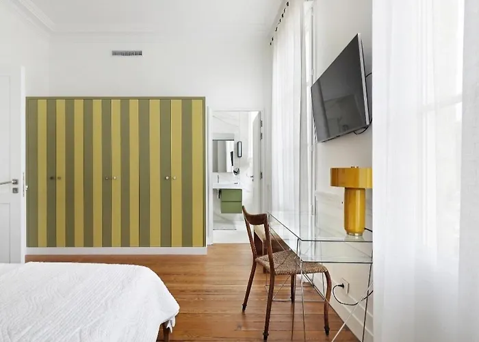 Le Clou De Louis Pensjonat 4*