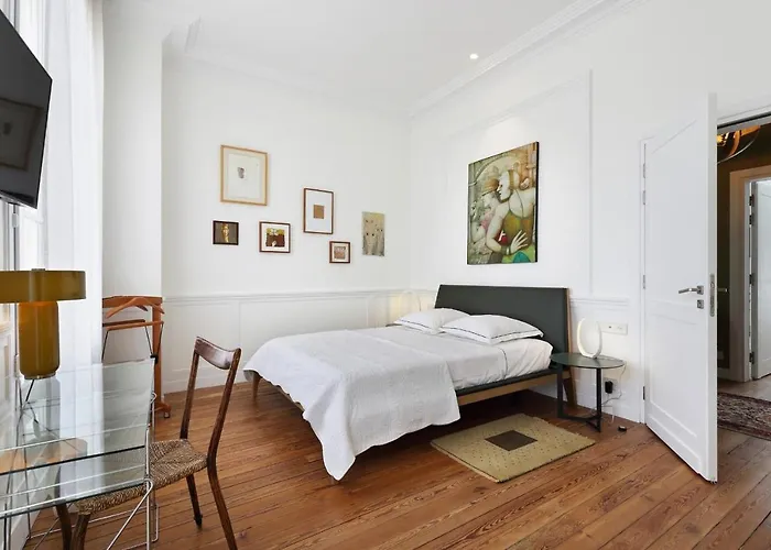 Le Clou De Louis Burdeos